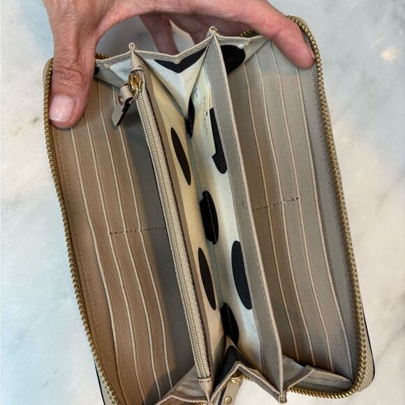 Kate Spade Cream Leather Continental Full Zip Wallet - Picture 8 of 10